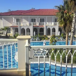 Triple Room Pool View